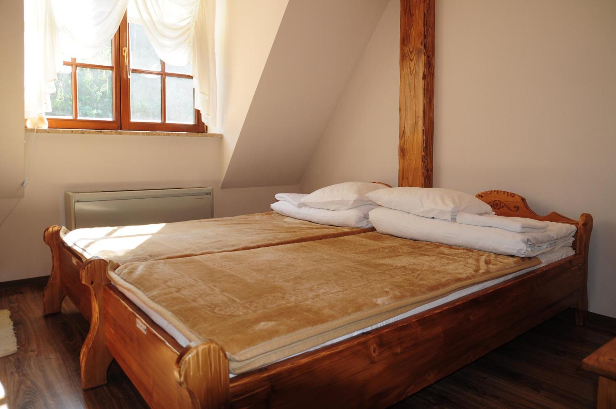 Karczma Parchatka Ngoại thất bức ảnh